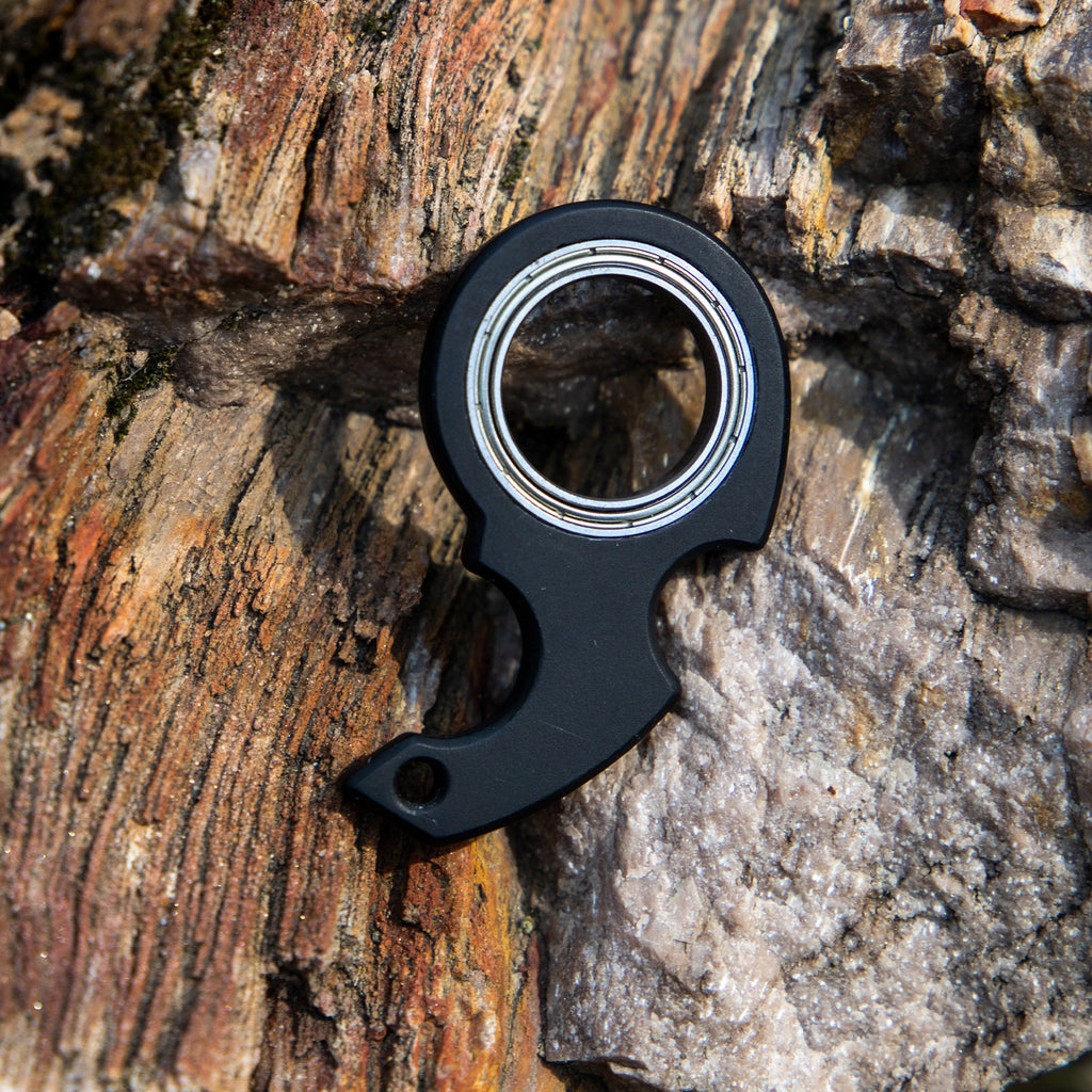 Creative Fidget Spinner Toy Keychain Hand Spinner Anti-Anxiety Toy Relieves Stress Finger Spinner Keychain Bottle Opener Kids Toy